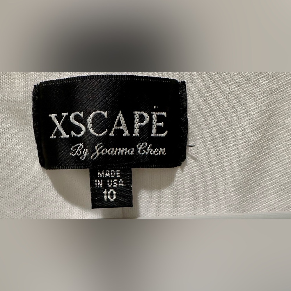 Xscape 3/4 Cuffed Sleeve Ruffled & Embellished Formal White Taffeta w Black Trim - Picture 4 of 11